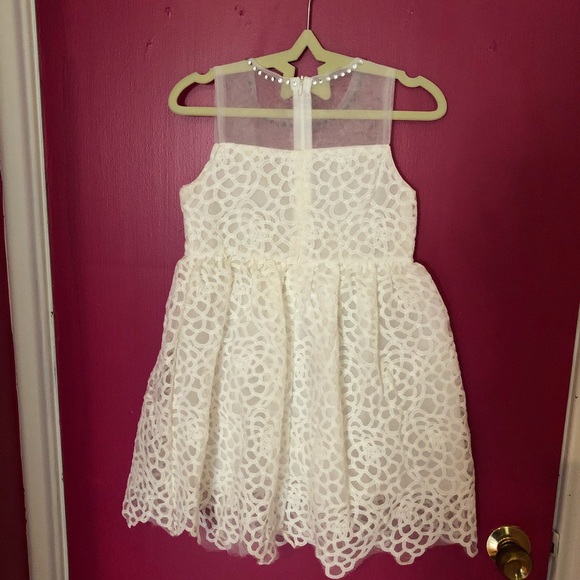 Lace White Dress - Picture 3 of 3